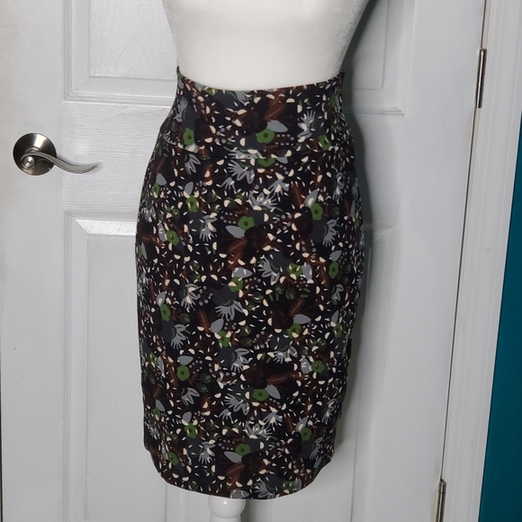 Lularoe Cassie Skirt Small Black green blue floral - Picture 9 of 13